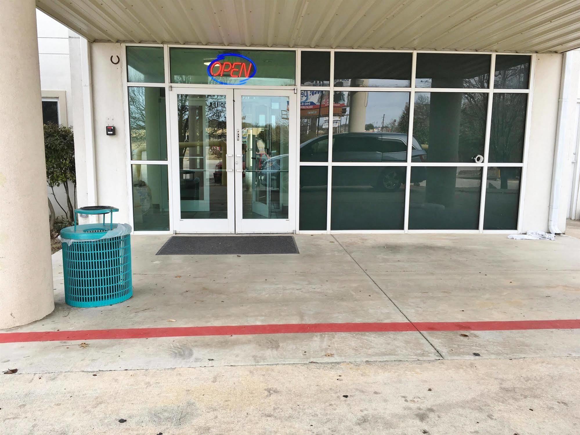 Americas Best Value Inn 迪凯特 外观 照片